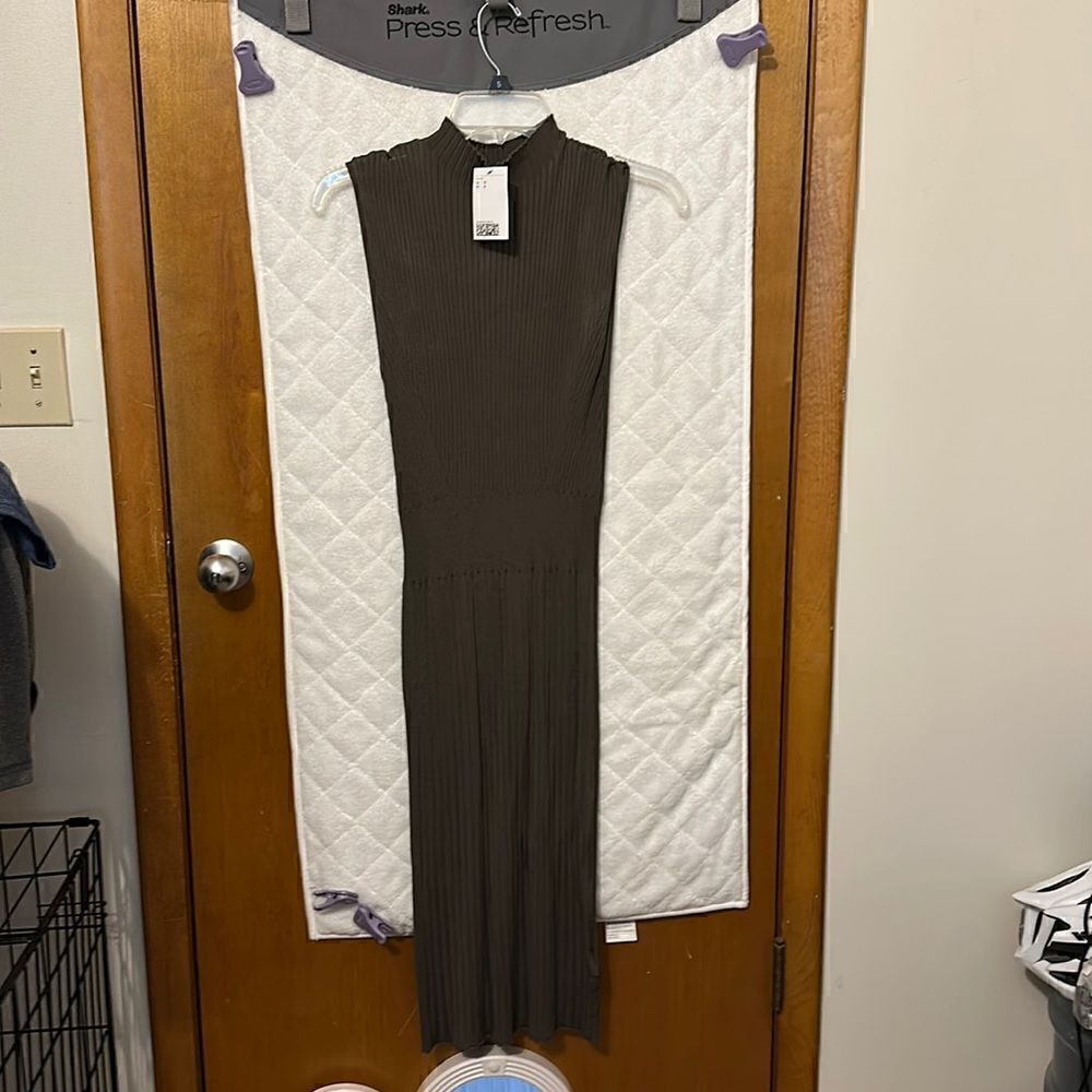 Ribbed  olive dress 